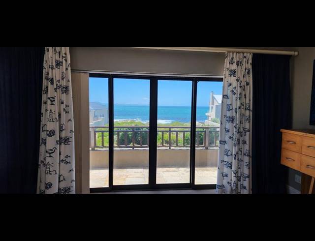 4 BEDROOM HOUSE FOR SALE IN KLEINBAAI